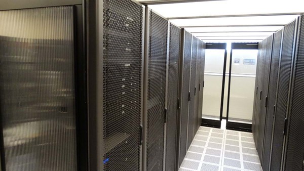 Equipment In The University Data Center 1